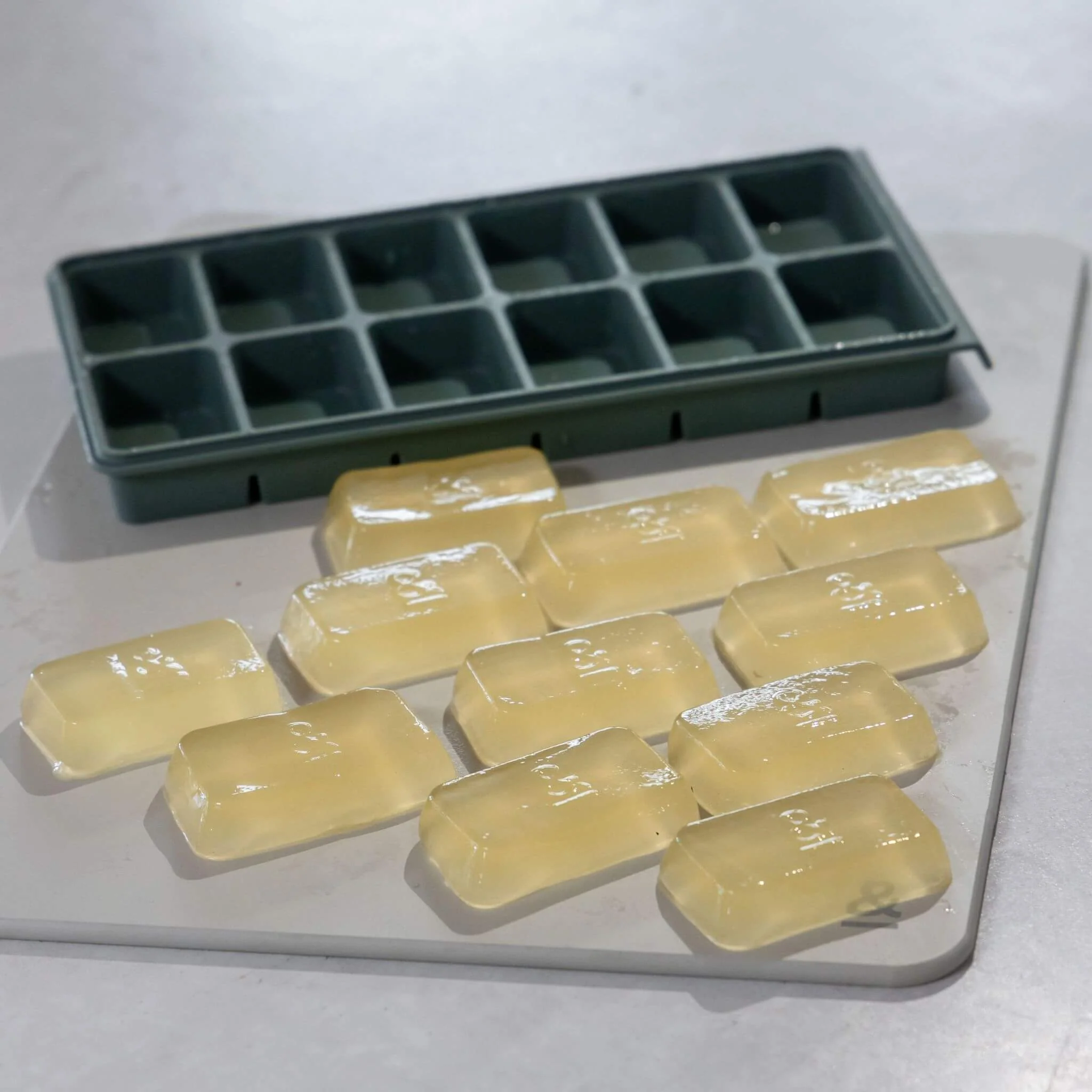12 Portion Silicone Freezer Tray | 25ml - Image 17