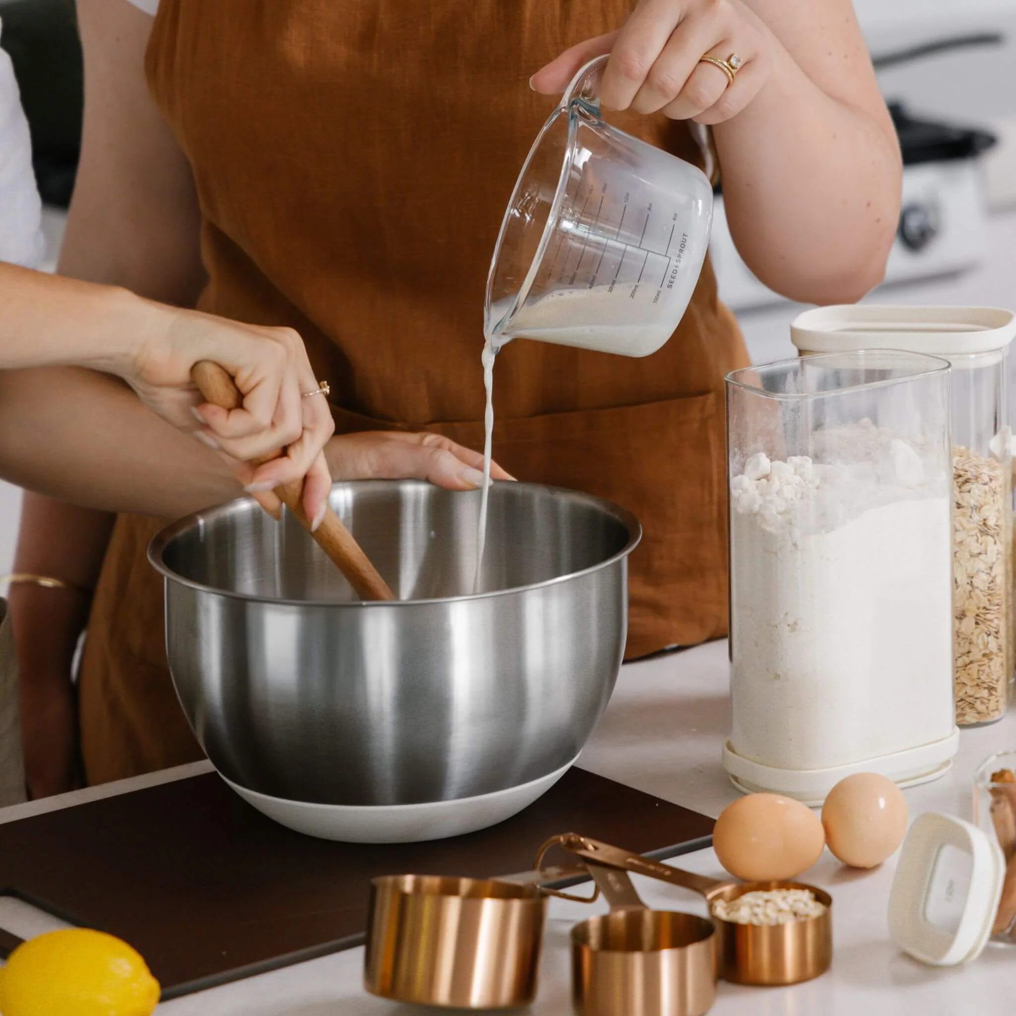 Glass and Silicone Juicer - Image 11