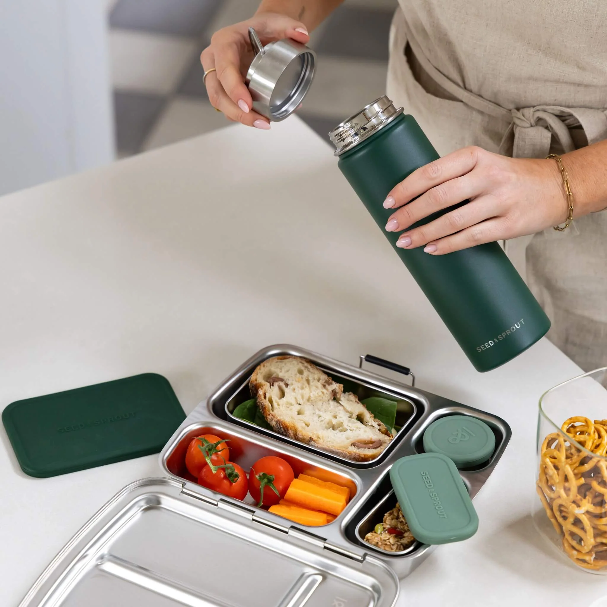Insulated Drink Bottle | 650ml - Image 2