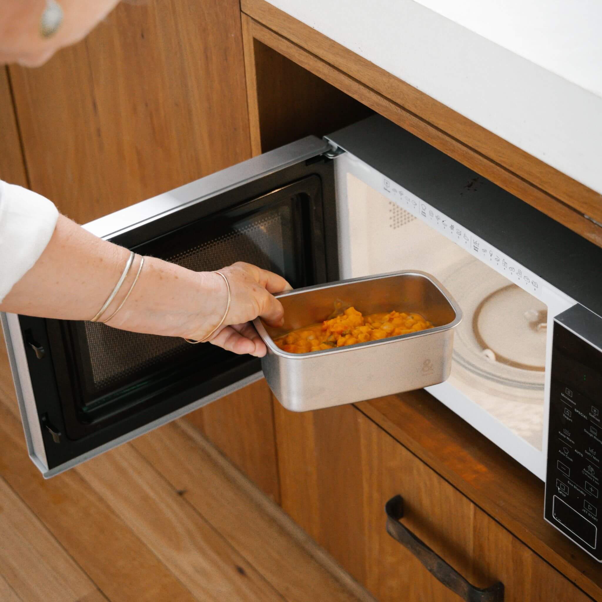 Rectangle Stainless Steel and Glass Containers | 2pk - Image 3